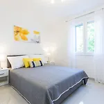 Petra Modern With Free Parking And Bbq