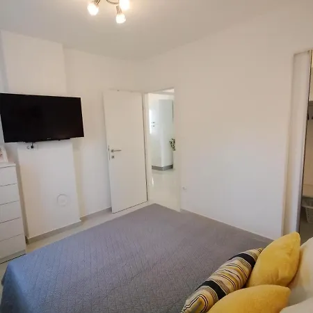 Petra Modern With Free Parking And Bbq *