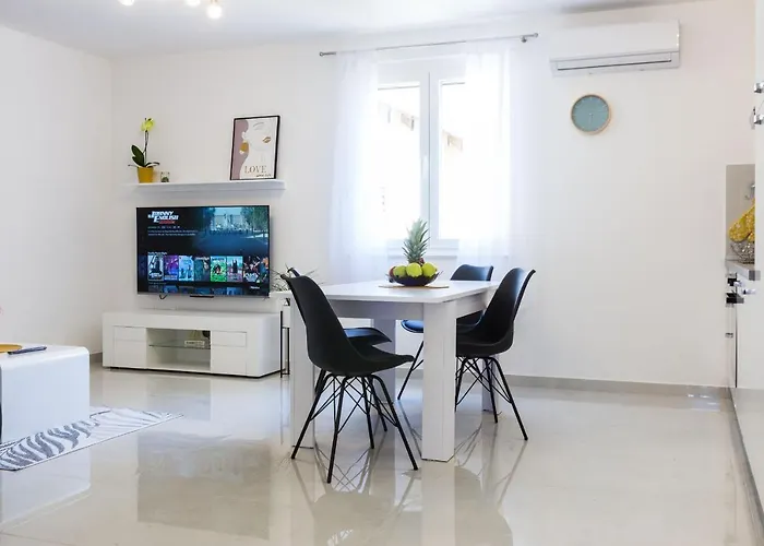 Διαμέρισμα Petra Modern With Free Parking And Bbq *